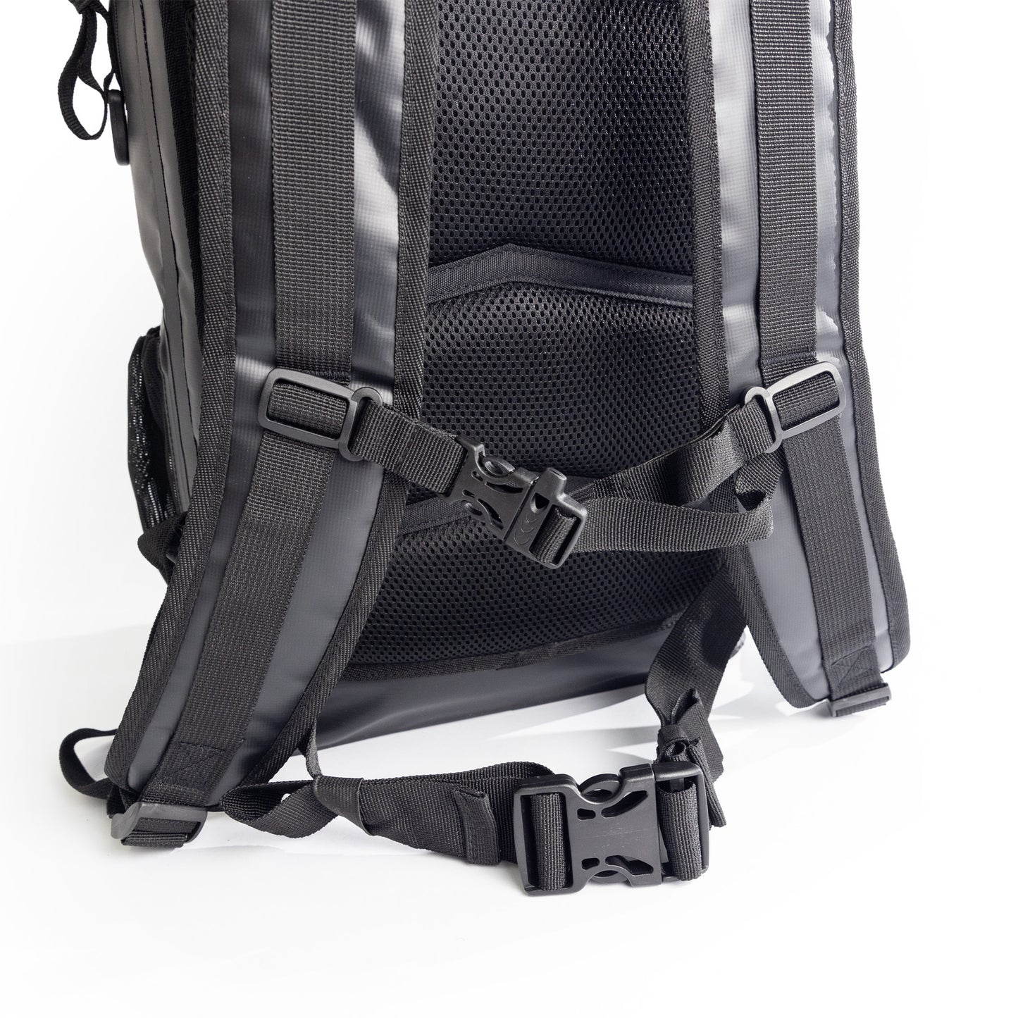 Ocean & Earth Elements 40-Litre Waterproof Wetsuit Backpack