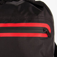 Ocean & Earth 30-Litre Travel Lite Waterproof Day Pack Backpack (Black)